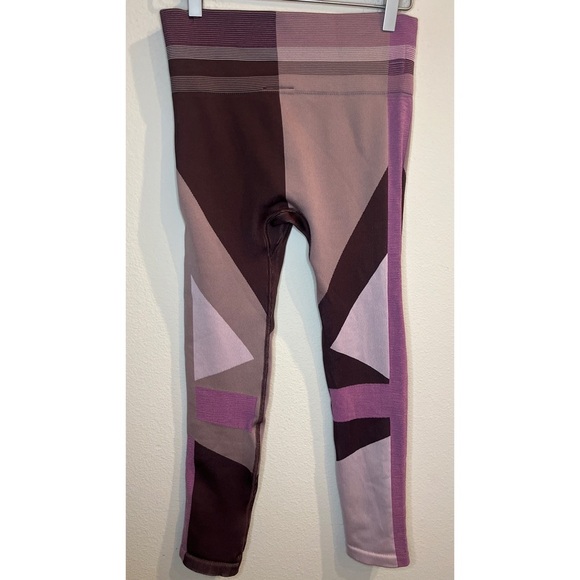 Nike Women’s Sculpt Icon Clash Seamless 7/8 Training Tight leggings - Picture 5 of 12